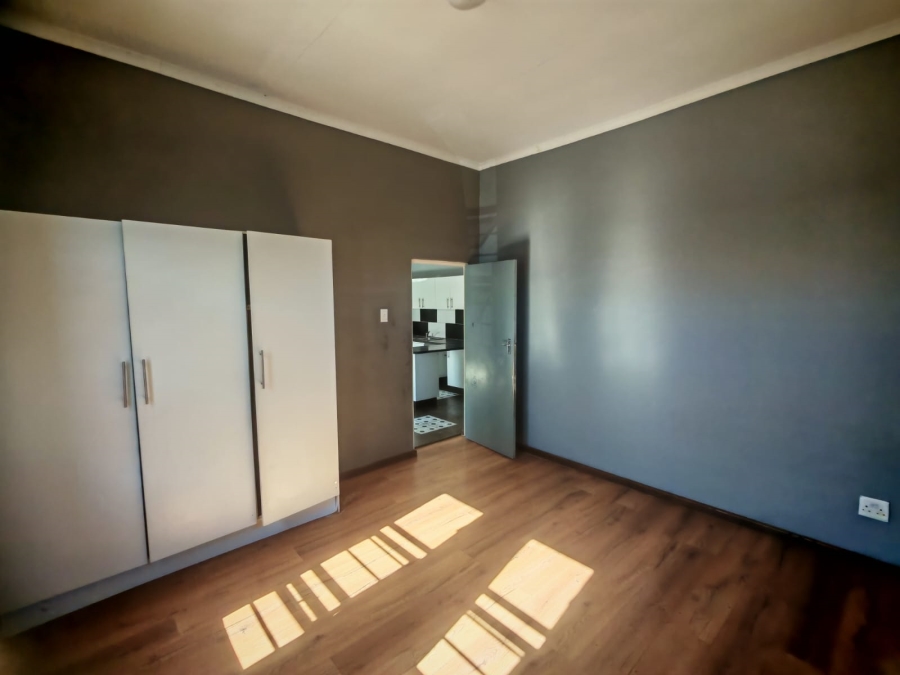 8 Bedroom Property for Sale in Sydenham Eastern Cape